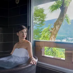 https://livemax-resort-sengokuh.kanagawa-hotels.com